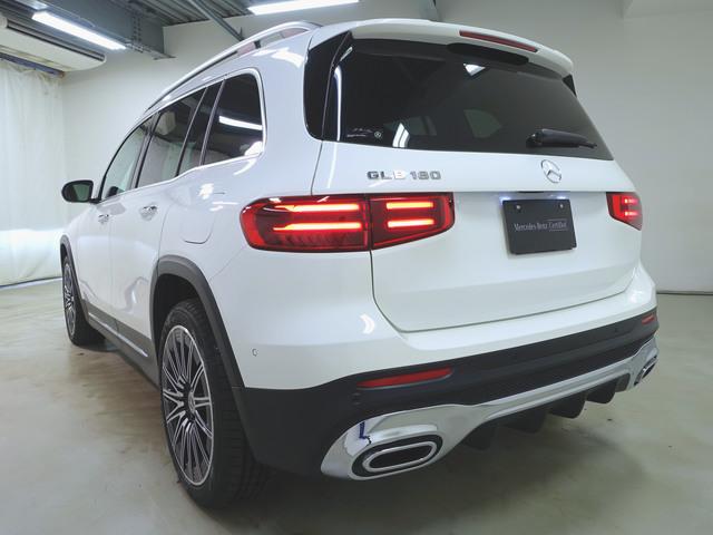 ＧＬＢ ＧＬＢ１８０　ＡＭＧラインパッケージ　ＡＭＧレザーエクスクルーシブパッケージ　アドバンスドパッケージ　シートヒーター　パワーシート　３列シート　トランクスルー　コネクテッド機能　ナビ　音楽プレーヤー接続（6枚目）