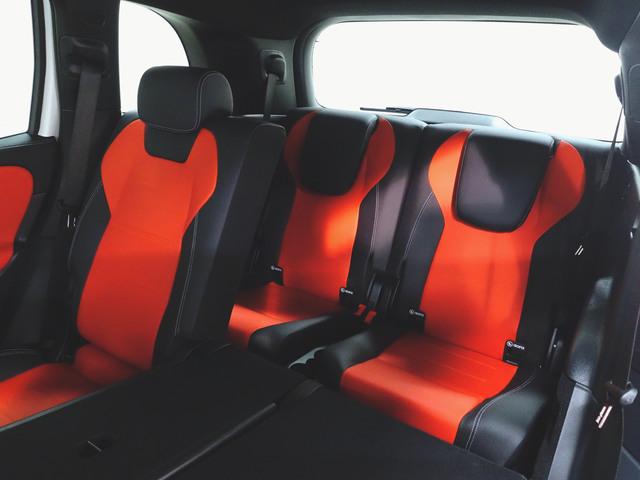 ＧＬＢ ＧＬＢ１８０　ＡＭＧラインパッケージ　ＡＭＧレザーエクスクルーシブパッケージ　アドバンスドパッケージ　シートヒーター　パワーシート　３列シート　トランクスルー　コネクテッド機能　ナビ　音楽プレーヤー接続（30枚目）