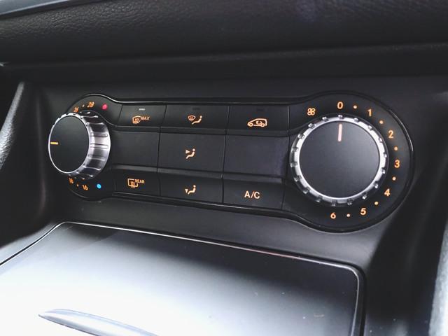 GLAクラス GLA180 レーダーセーフティーパッケージ シートヒーター トランクスルー フロアマット ナビ CD ミュージックサーバー 音楽プレーヤー接続 Bluetooth接続 TV DVD再生 ETC LEDヘッドライト(19枚目)