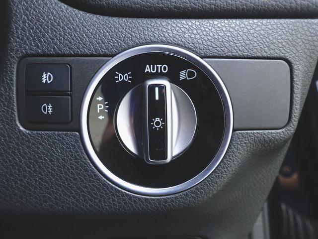 GLAクラス GLA180 レーダーセーフティーパッケージ シートヒーター トランクスルー フロアマット ナビ CD ミュージックサーバー 音楽プレーヤー接続 Bluetooth接続 TV DVD再生 ETC LEDヘッドライト(21枚目)