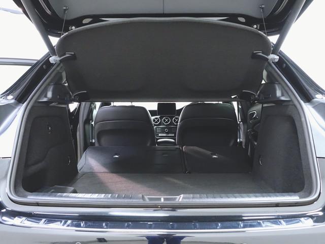 GLAクラス GLA180 レーダーセーフティーパッケージ シートヒーター トランクスルー フロアマット ナビ CD ミュージックサーバー 音楽プレーヤー接続 Bluetooth接続 TV DVD再生 ETC LEDヘッドライト(32枚目)