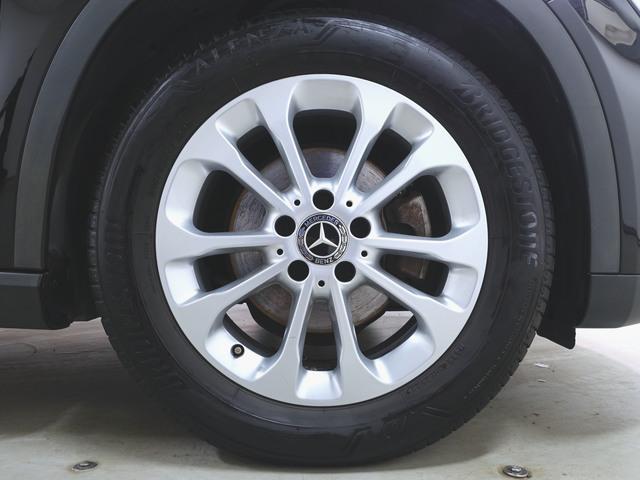 GLAクラス GLA180 レーダーセーフティーパッケージ シートヒーター トランクスルー フロアマット ナビ CD ミュージックサーバー 音楽プレーヤー接続 Bluetooth接続 TV DVD再生 ETC LEDヘッドライト(36枚目)