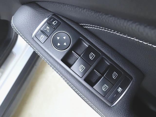 GLAクラス GLA220 4マチック レーダーセーフティパッケージ  プレミアムパッケージ シートヒーター パワーシート トランクスルー フロアマット ナビ CD ミュージックサーバー 音楽プレーヤー接続 Bluetooth接続 TV(23枚目)