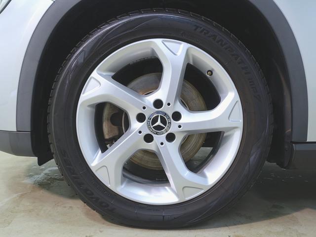 GLAクラス GLA220 4マチック レーダーセーフティパッケージ  プレミアムパッケージ シートヒーター パワーシート トランクスルー フロアマット ナビ CD ミュージックサーバー 音楽プレーヤー接続 Bluetooth接続 TV(35枚目)