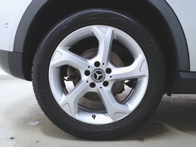 GLAクラス GLA220 4マチック レーダーセーフティパッケージ  プレミアムパッケージ シートヒーター パワーシート トランクスルー フロアマット ナビ CD ミュージックサーバー 音楽プレーヤー接続 Bluetooth接続 TV(37枚目)