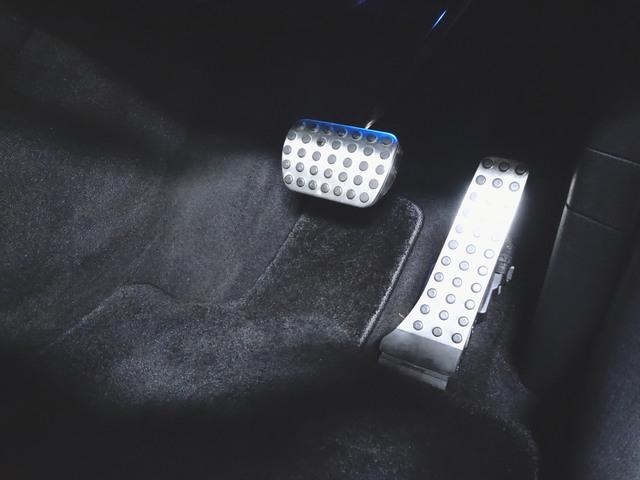 GLE GLE53 4マチックプラス クーペ AMGインテリアカーボンパッケージ シートヒーター シートエアコン パワーシート トランクスルー フロアマット コネクテッド機能 ナビ 音楽プレーヤー接続 Bluetooth接続 TV ETC(9枚目)