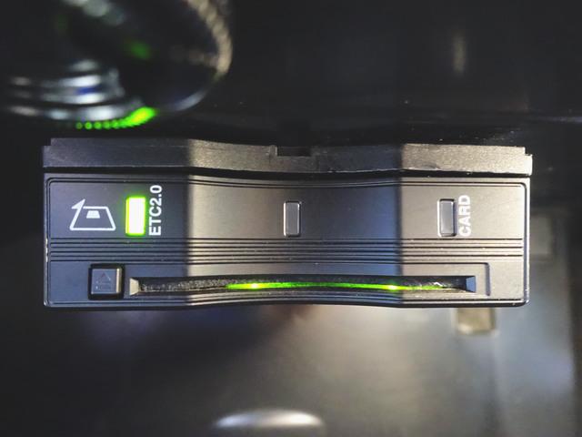 GLE GLE53 4マチックプラス クーペ AMGインテリアカーボンパッケージ シートヒーター シートエアコン パワーシート トランクスルー フロアマット コネクテッド機能 ナビ 音楽プレーヤー接続 Bluetooth接続 TV ETC(10枚目)