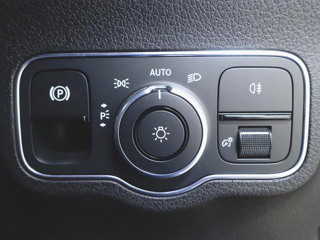 ＧＬＢ ＧＬＢ１８０　シートヒーター　３列シート　トランクスルー　フロアマット　コネクテッド機能　ナビ　音楽プレーヤー接続　Ｂｌｕｅｔｏｏｔｈ接続　ＴＶ　ＥＴＣ　ＬＥＤヘッドライト　電動リアゲート　全周囲カメラ（20枚目）