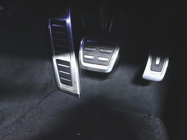 A7スポーツバック 55 TFSI クワトロ Sライン シートヒーター パワーシート トランクスルー フロアマット ナビ 音楽プレーヤー接続 Bluetooth接続 TV ETC LEDヘッドライト 電動リアゲート 全周囲カメラ フロントカメラ(9枚目)