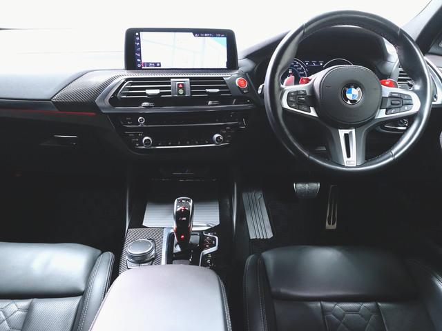 Ｘ４ Ｍ コンペティション　シートヒーター　シートエアコン　パワーシート　トランクスルー　フロアマット　ナビ　音楽プレーヤー接続　Ｂｌｕｅｔｏｏｔｈ接続　ＴＶ　ＥＴＣ　サンルーフ・ガラスルーフ　ＬＥＤヘッドライト　電動リアゲート（12枚目）