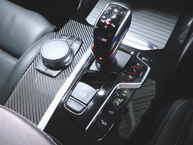 Ｘ４ Ｍ コンペティション　シートヒーター　シートエアコン　パワーシート　トランクスルー　フロアマット　ナビ　音楽プレーヤー接続　Ｂｌｕｅｔｏｏｔｈ接続　ＴＶ　ＥＴＣ　サンルーフ・ガラスルーフ　ＬＥＤヘッドライト　電動リアゲート（21枚目）