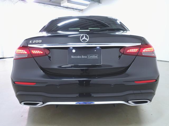 Ｅクラス Ｅ２００　スポーツ　ＡＭＧラインインテリアパッケージ　エクスクルーシブパッケージ　シートヒーター　パワーシート　トランクスルー　フロアマット　コネクテッド機能　ナビ　音楽プレーヤー接続　Ｂｌｕｅｔｏｏｔｈ接続　ＴＶ（7枚目）