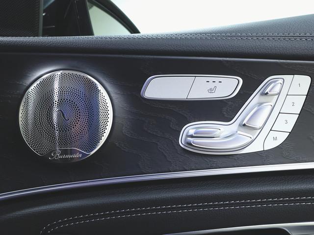 Ｅクラス Ｅ２００　スポーツ　ＡＭＧラインインテリアパッケージ　エクスクルーシブパッケージ　シートヒーター　パワーシート　トランクスルー　フロアマット　コネクテッド機能　ナビ　音楽プレーヤー接続　Ｂｌｕｅｔｏｏｔｈ接続　ＴＶ（21枚目）