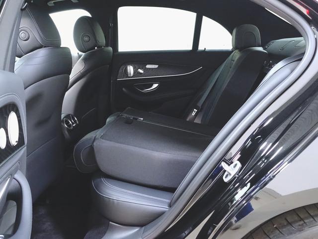 Ｅクラス Ｅ２００　スポーツ　ＡＭＧラインインテリアパッケージ　エクスクルーシブパッケージ　シートヒーター　パワーシート　トランクスルー　フロアマット　コネクテッド機能　ナビ　音楽プレーヤー接続　Ｂｌｕｅｔｏｏｔｈ接続　ＴＶ（30枚目）