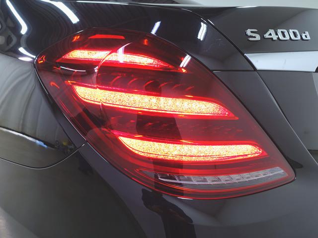 Sクラス S400d スポーツリミテッド エクスクルーシブパッケージ シートヒーター シートエアコン パワーシート フロアマット コネクテッド機能 ナビ 音楽プレーヤー接続 Bluetooth接続 TV ETC サンルーフ・ガラスルーフ(5枚目)
