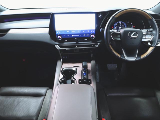 RX RX350h バージョンL シートヒーター シートエアコン パワーシート トランクスルー フロアマット ナビ 音楽プレーヤー接続 Bluetooth接続 TV ETC LEDヘッドライト 電動リアゲート 全周囲カメラ(13枚目)