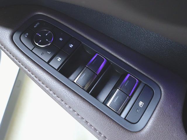 RX RX350h バージョンL シートヒーター シートエアコン パワーシート トランクスルー フロアマット ナビ 音楽プレーヤー接続 Bluetooth接続 TV ETC LEDヘッドライト 電動リアゲート 全周囲カメラ(22枚目)