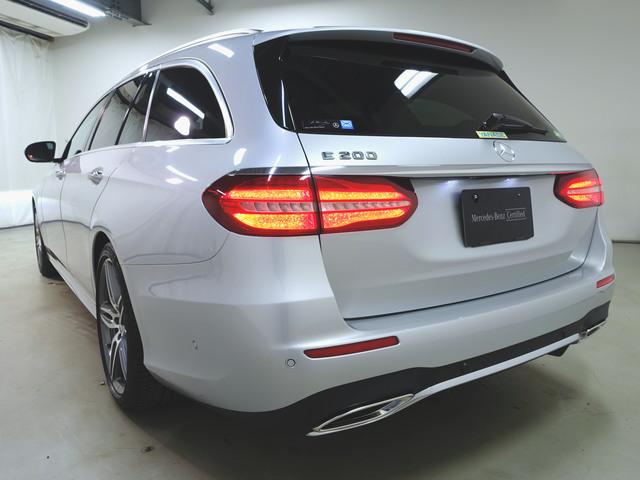 Eクラスステーションワゴン E200 ステーションワゴン アバンギャルド スポーツ (本革仕様) シートヒーター パワーシート トランクスルー フロアマット ナビ 音楽プレーヤー接続 Bluetooth接続 TV ETC LEDヘッドライト 電動リアゲート 全周囲カメラ(6枚目)