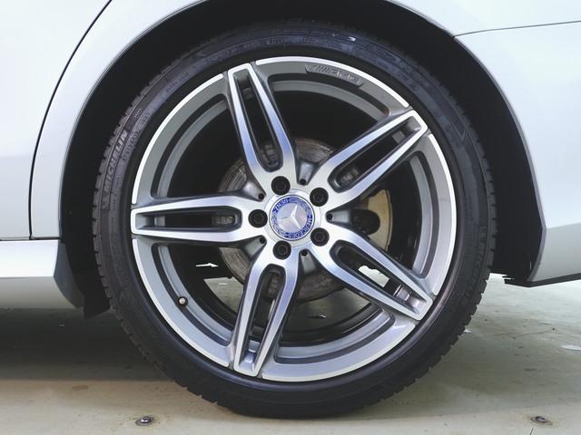 Eクラスステーションワゴン E200 ステーションワゴン アバンギャルド スポーツ (本革仕様) シートヒーター パワーシート トランクスルー フロアマット ナビ 音楽プレーヤー接続 Bluetooth接続 TV ETC LEDヘッドライト 電動リアゲート 全周囲カメラ(35枚目)