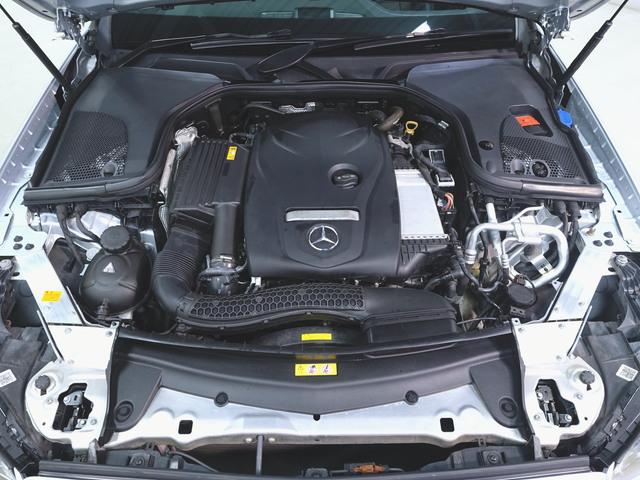 Eクラスステーションワゴン E200 ステーションワゴン アバンギャルド スポーツ (本革仕様) シートヒーター パワーシート トランクスルー フロアマット ナビ 音楽プレーヤー接続 Bluetooth接続 TV ETC LEDヘッドライト 電動リアゲート 全周囲カメラ(39枚目)