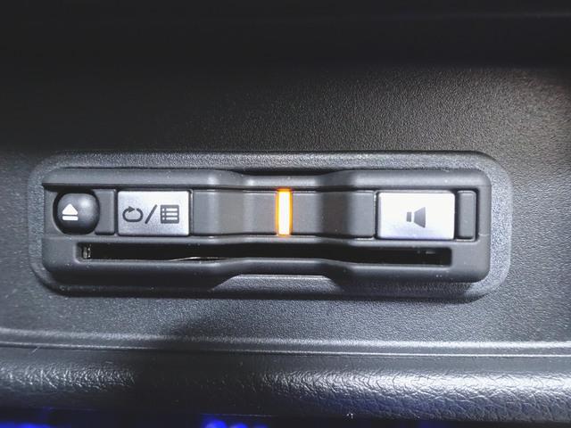 オデッセイハイブリッド e:HEVアブソルート EX ブラックエディション シートヒーター パワーシート オットマン 3列シート トランクスルー フロアマット ナビ CD 音楽プレーヤー接続 Bluetooth接続 TV DVD再生 ETC LEDヘッドライト 電動リアゲート(10枚目)