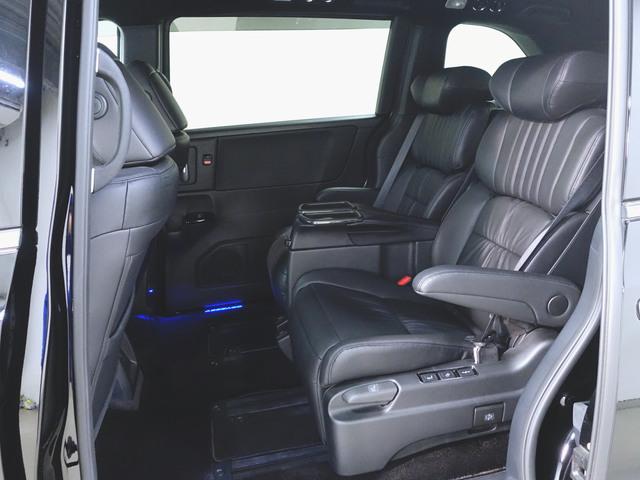 オデッセイハイブリッド e:HEVアブソルート EX ブラックエディション シートヒーター パワーシート オットマン 3列シート トランクスルー フロアマット ナビ CD 音楽プレーヤー接続 Bluetooth接続 TV DVD再生 ETC LEDヘッドライト 電動リアゲート(29枚目)