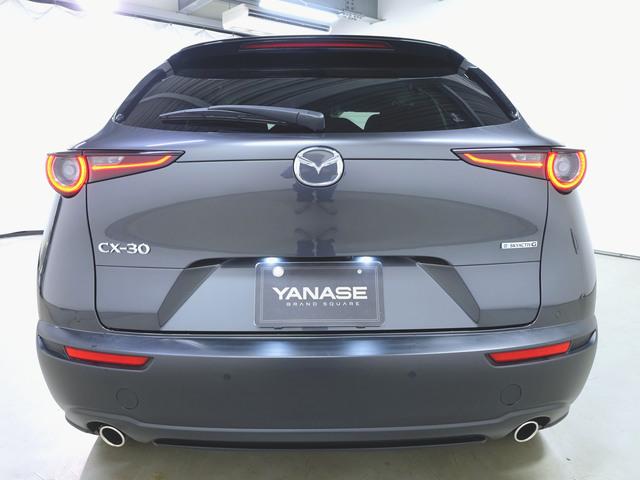 ＣＸ－３０ ２０Ｓ　ブラックトーンエディション　シートヒーター　パワーシート　トランクスルー　フロアマット　ナビ　ＣＤ　音楽プレーヤー接続　Ｂｌｕｅｔｏｏｔｈ接続　ＴＶ　ＤＶＤ再生　ＥＴＣ　ＬＥＤヘッドライト　電動リアゲート　全周囲カメラ（7枚目）