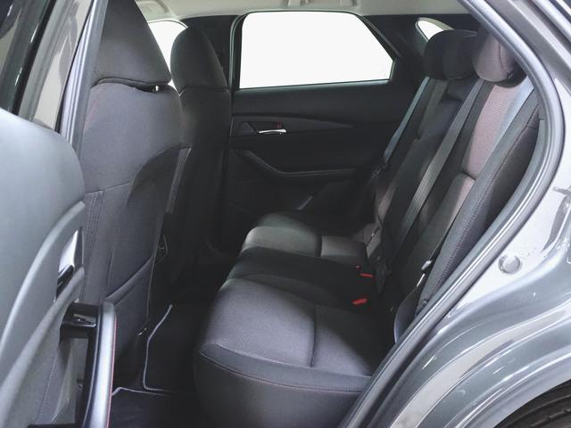ＣＸ－３０ ２０Ｓ　ブラックトーンエディション　シートヒーター　パワーシート　トランクスルー　フロアマット　ナビ　ＣＤ　音楽プレーヤー接続　Ｂｌｕｅｔｏｏｔｈ接続　ＴＶ　ＤＶＤ再生　ＥＴＣ　ＬＥＤヘッドライト　電動リアゲート　全周囲カメラ（30枚目）