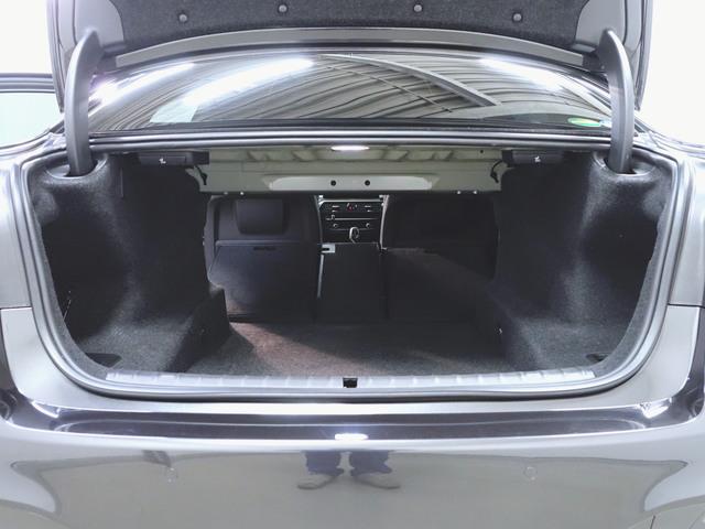 ５シリーズ ５３０ｉ　Ｍスポーツ　シートヒーター　パワーシート　トランクスルー　フロアマット　ナビ　ＣＤ　音楽プレーヤー接続　Ｂｌｕｅｔｏｏｔｈ接続　ＴＶ　ＤＶＤ再生　ＥＴＣ　ＬＥＤヘッドライト　電動リアゲート　全周囲カメラ（34枚目）