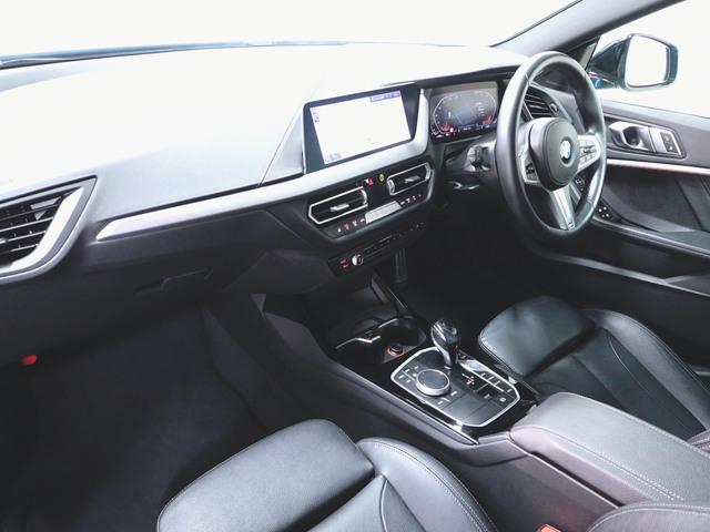 2シリーズ 218i グランクーペ Mスポーツ ハイラインパッケージ シートヒーター パワーシート トランクスルー フロアマット ナビ 音楽プレーヤー接続 Bluetooth接続 ETC LEDヘッドライト バックモニター 盗難防止 衝突被害軽減ブレーキ 横滑り防止装置(11枚目)