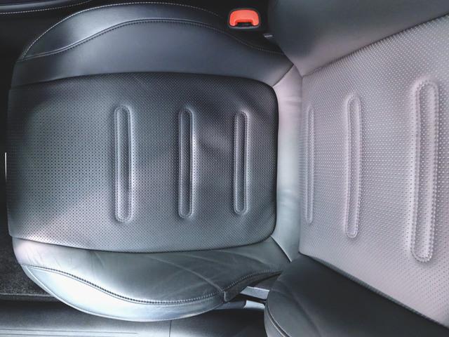 ＥＱＥ ＥＱＥ５３　４マチックプラス　デジタルインテリアパッケージ　エクスクルーシブパッケージ　エナジャイジングパッケージ　シートヒーター　シートエアコン　パワーシート　トランクスルー　フロアマット　コネクテッド機能　ナビ（23枚目）