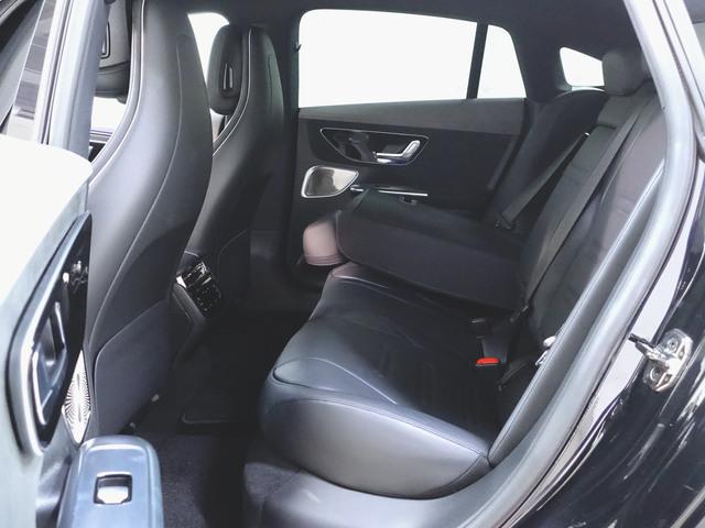 ＥＱＥ ＥＱＥ５３　４マチックプラス　デジタルインテリアパッケージ　エクスクルーシブパッケージ　エナジャイジングパッケージ　シートヒーター　シートエアコン　パワーシート　トランクスルー　フロアマット　コネクテッド機能　ナビ（34枚目）