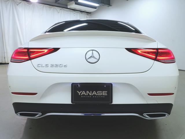 ＣＬＳクラス ＣＬＳ２２０　ｄ　スポーツ　エクスクルーシブパッケージ　シートヒーター　シートエアコン　パワーシート　トランクスルー　フロアマット　コネクテッド機能　ナビ　音楽プレーヤー接続　Ｂｌｕｅｔｏｏｔｈ接続　ＴＶ　ＥＴＣ（7枚目）