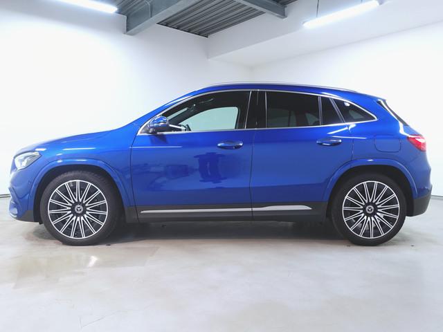 ＧＬＡクラス ＧＬＡ２００　ｄ　４マチック　ＡＭＧラインパッケージ　ＡＭＧレザーエクスクルーシブパッケージ　シートヒーター　パワーシート　トランクスルー　コネクテッド機能　ナビ　音楽プレーヤー接続　Ｂｌｕｅｔｏｏｔｈ接続　ＴＶ　ＥＴＣ（4枚目）