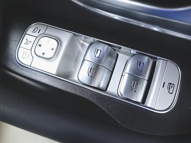 ＧＬＥ ＧＬＥ４５０　ｄ　４マチック　クーペ　スポーツ　シートヒーター　シートエアコン　パワーシート　トランクスルー　フロアマット　コネクテッド機能　ナビ　音楽プレーヤー接続　Ｂｌｕｅｔｏｏｔｈ接続　ＴＶ　ＥＴＣ　サンルーフ・ガラスルーフ（24枚目）