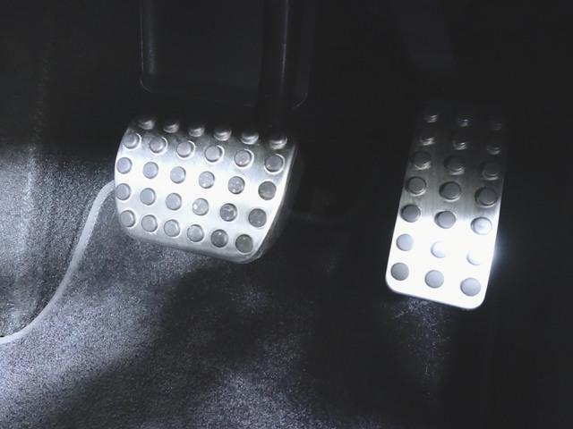 Ａクラスセダン Ａ１８０　スタイル　セダン　ＡＭＧライン　レーダーセーフティーパッケージ　アドバンスドパッケージ　ナビゲーションパッケージ　シートヒーター　パワーシート　トランクスルー　フロアマット　コネクテッド機能　ナビ　音楽プレーヤー接続（9枚目）