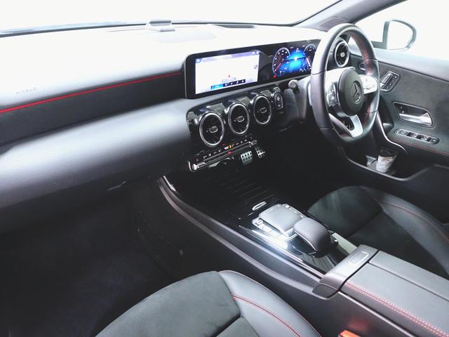Ａクラスセダン Ａ１８０　スタイル　セダン　ＡＭＧライン　レーダーセーフティーパッケージ　アドバンスドパッケージ　ナビゲーションパッケージ　シートヒーター　パワーシート　トランクスルー　フロアマット　コネクテッド機能　ナビ　音楽プレーヤー接続（11枚目）