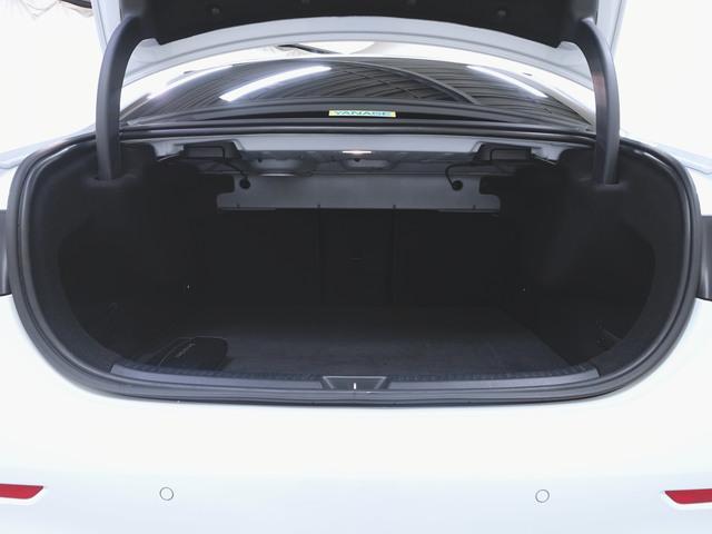 Ａクラスセダン Ａ１８０　スタイル　セダン　ＡＭＧライン　レーダーセーフティーパッケージ　アドバンスドパッケージ　ナビゲーションパッケージ　シートヒーター　パワーシート　トランクスルー　フロアマット　コネクテッド機能　ナビ　音楽プレーヤー接続（27枚目）