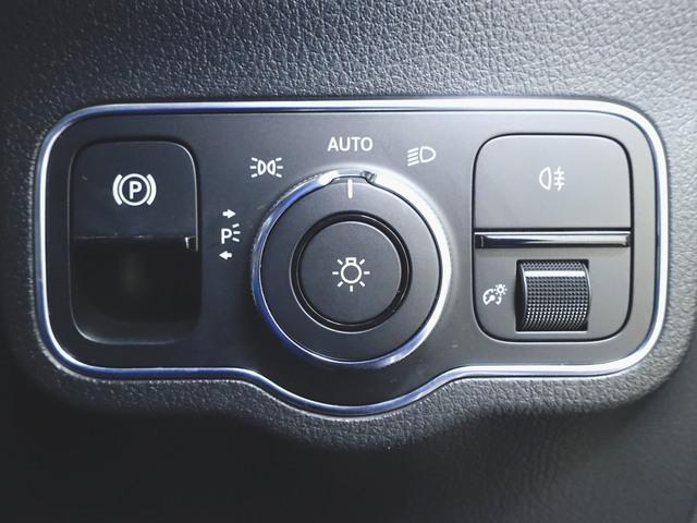 Ｂクラス Ｂ２００　ｄ　ＡＭＧライン　レーダーセーフティーパッケージ　ナビゲーションパッケージ　シートヒーター　パワーシート　トランクスルー　フロアマット　コネクテッド機能　ナビ　音楽プレーヤー接続　Ｂｌｕｅｔｏｏｔｈ接続　ＴＶ　ＥＴＣ（20枚目）