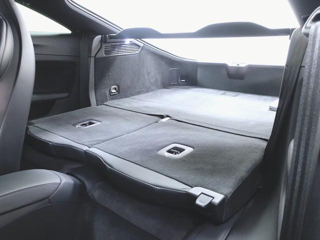 ＴＴクーペ ＴＴ　クーペ　４５　ＴＦＳＩ　クワトロ　Ｓラインパッケージ（32枚目）