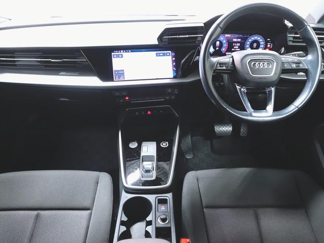 A3 スポーツバック 30 TFSI シートヒーター トランクスルー フロアマット ナビ 音楽プレーヤー接続 Bluetooth接続 TV ETC LEDヘッドライト バックモニター 盗難防止 衝突被害軽減ブレーキ 横滑り防止装置(12枚目)