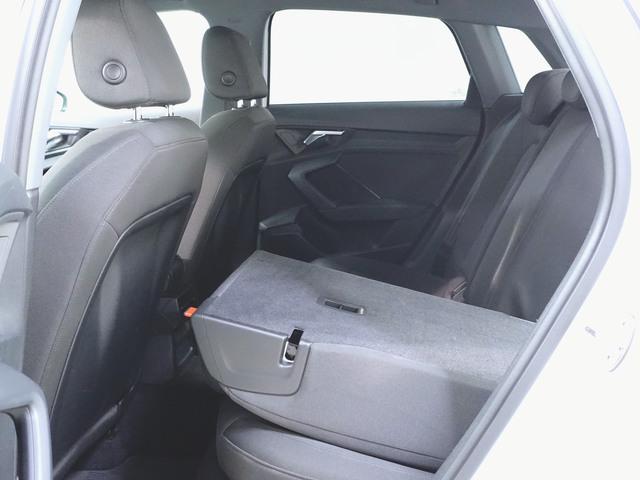 A3 スポーツバック 30 TFSI シートヒーター トランクスルー フロアマット ナビ 音楽プレーヤー接続 Bluetooth接続 TV ETC LEDヘッドライト バックモニター 盗難防止 衝突被害軽減ブレーキ 横滑り防止装置(29枚目)