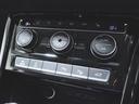 ＴＤＩ　ハイライン　シートヒーター　３列シート　トランクスルー　フロアマット　ナビ　音楽プレーヤー接続　Ｂｌｕｅｔｏｏｔｈ接続　ＴＶ　ＥＴＣ　ＬＥＤヘッドライト　電動リアゲート　バックモニター　盗難防止（15枚目）