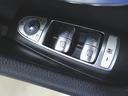 E200 ステーションワゴン アバンギャルド スポーツ (本革仕様) シートヒーター パワーシート トランクスルー フロアマット ナビ 音楽プレーヤー接続 Bluetooth接続 TV ETC LEDヘッドライト 電動リアゲート 全周囲カメラ(24枚目)