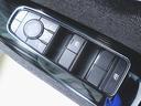 Ｇ　レザーエディション　シートヒーター　パワーシート　トランクスルー　フロアマット　ナビ　音楽プレーヤー接続　Ｂｌｕｅｔｏｏｔｈ接続　ＴＶ　ＥＴＣ　ＬＥＤヘッドライト　全周囲カメラ　フロントカメラ　サイドカメラ（22枚目）