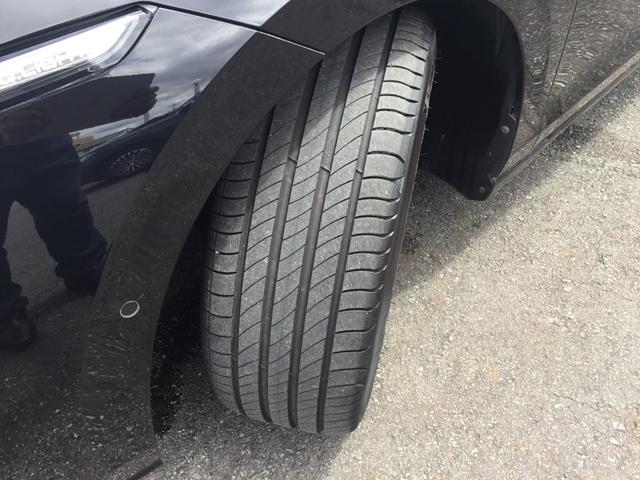 ゴルフ ｅＴＳＩスタイル　ワンオーナー　禁煙車　記録簿　正規ディーラー車　ナビフルセグＴＶ　アダプティブクルーズコントロール　ターボ車　クリアランスソナー　シートヒーター　ＥＴＣ２．０　ＬＥＤヘッドライト　純正アルミホイール（12枚目）
