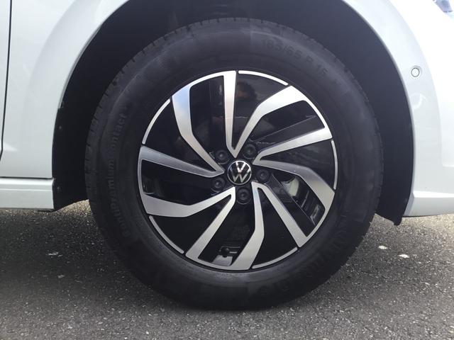 ポロ TSIアクティブ 弊社登録済未使用車 テクノロジーパッケージ 純正ナビ付(7枚目)