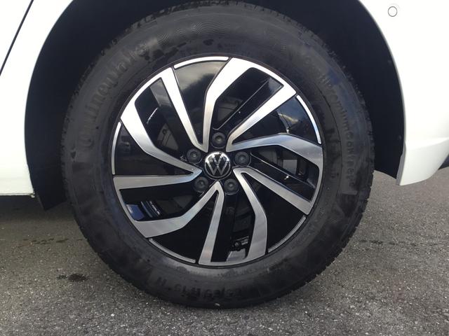 ポロ TSIアクティブ 弊社登録済未使用車 テクノロジーパッケージ 純正ナビ付(8枚目)