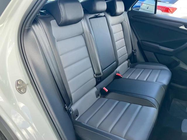 T-ロック TDI ブラックスタイル(10枚目)