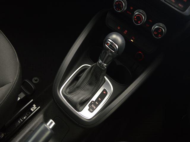 1.0TFSI 純正ナビ地デジ(7枚目)